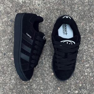 Adidas campus